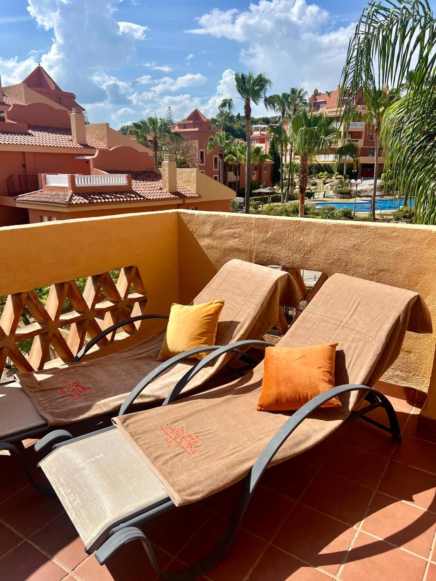 2 Bedroom Apartment Marbella East - La Reserva De Marbella Esterno foto